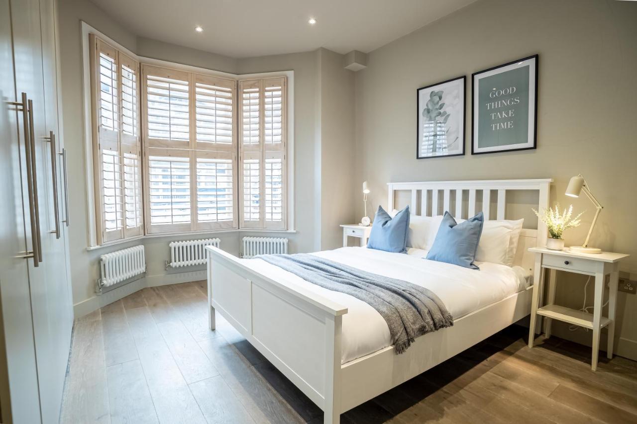 Modern Two Bedroom Apartment In Fulham By Sojo Stay London Kültér fotó